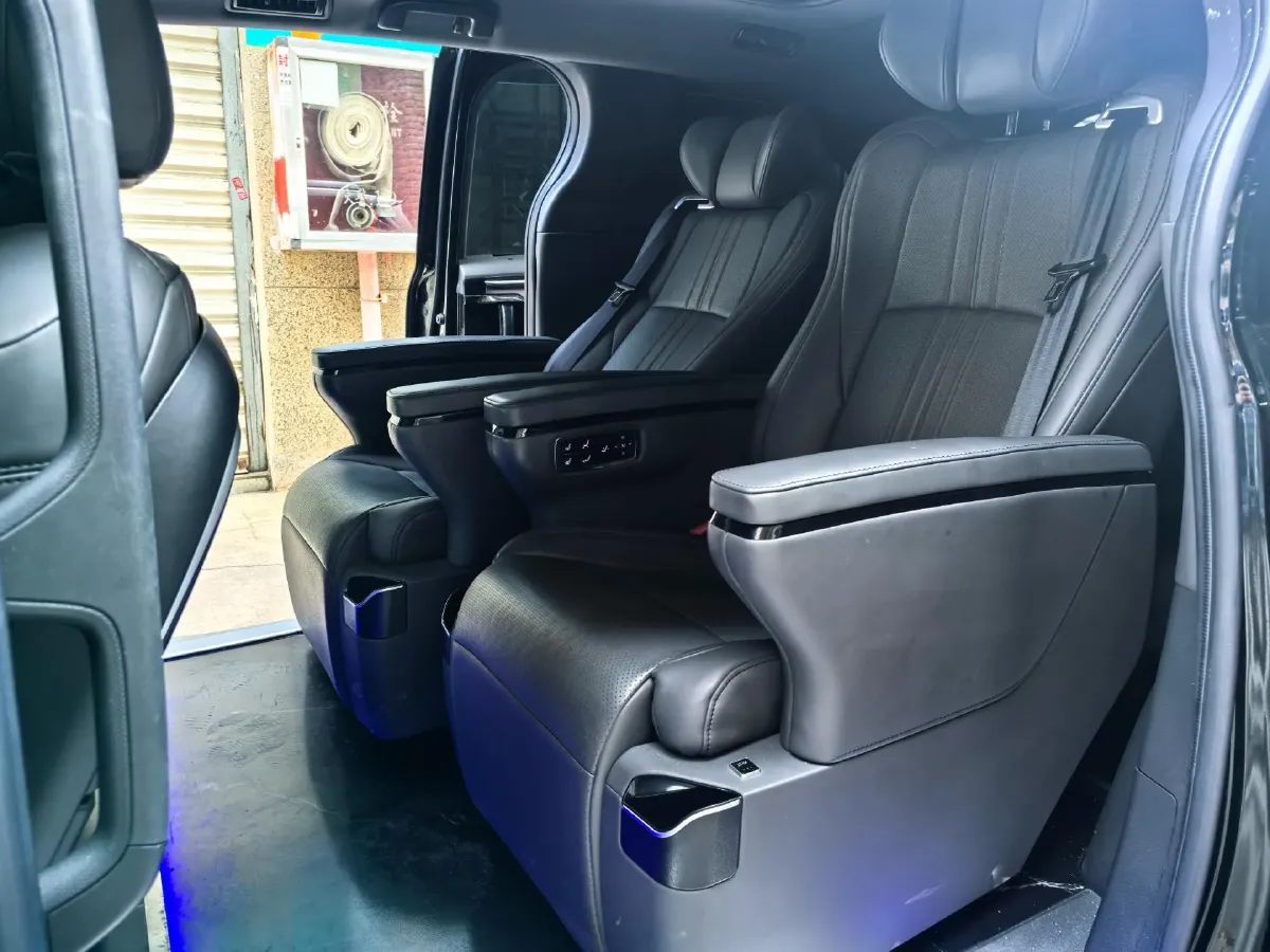 2021 Toyota Sienna 2.5L 192HP L4 E-CVT Hybrid,autocango,china used car exporter,china ev exporter,chinese used car exporter,chinese used ev exporter