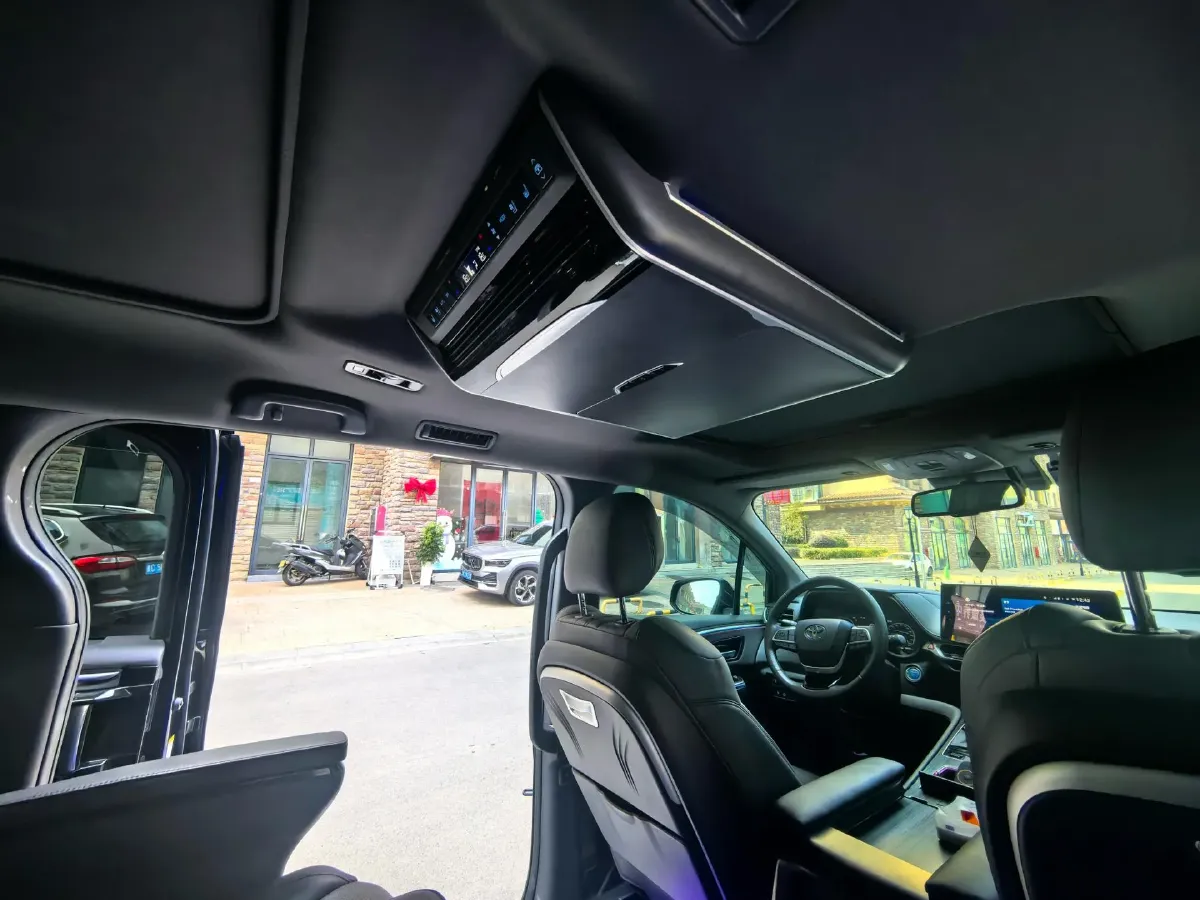 2021 Toyota Sienna 2.5L 192HP L4 E-CVT Hybrid,autocango,china used car exporter,china ev exporter,chinese used car exporter,chinese used ev exporter