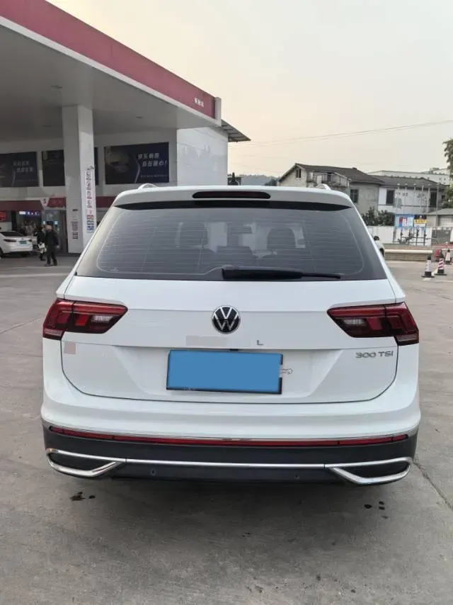 2023 Volkswagen Tiguan L 1.5T 160HP L4 7DCT,autocango,china used car exporter,china ev exporter,chinese used car exporter,chinese used ev exporter