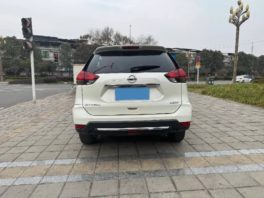 2020 Nissan X-Trail 2.0L 154HP L4 CVT,autocango,china used car exporter,china ev exporter,chinese used car exporter,chinese used ev exporter