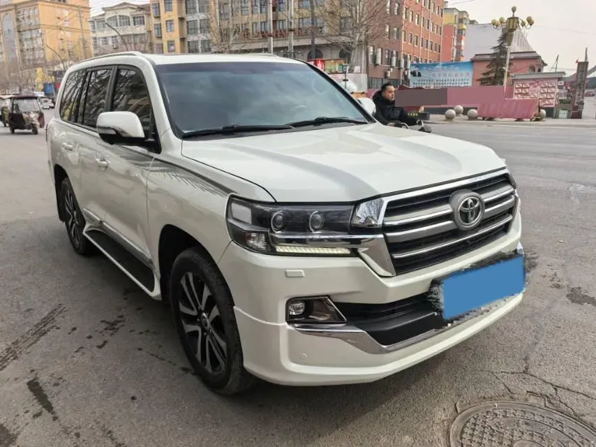 2019 Chevrolet Trax 1.0T 125HP L3 6AT,autocango,china used car exporter,china ev exporter,chinese used car exporter,chinese used ev exporter