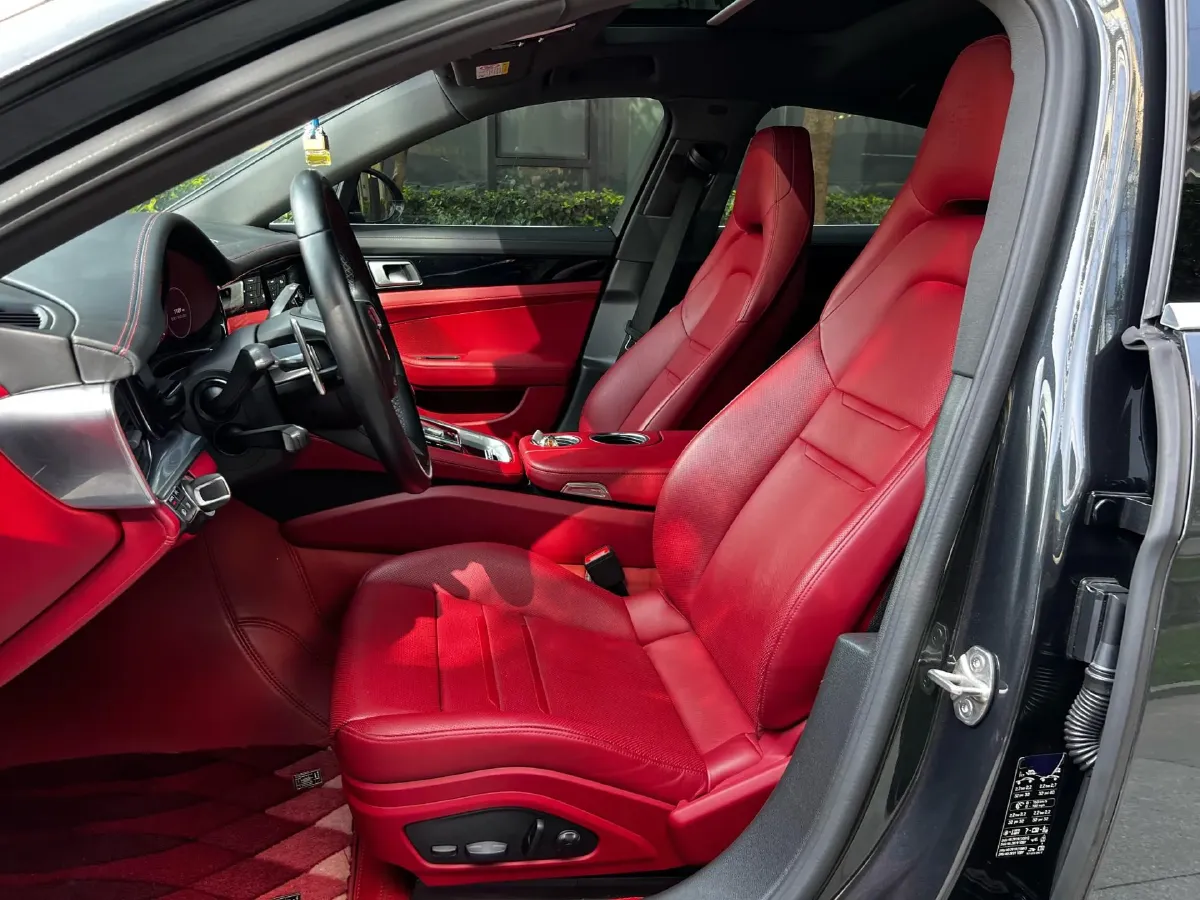 2023 Porsche Panamera 2.9T 330HP V6 8DCT,autocango,china used car exporter,china ev exporter,chinese used car exporter,chinese used ev exporter