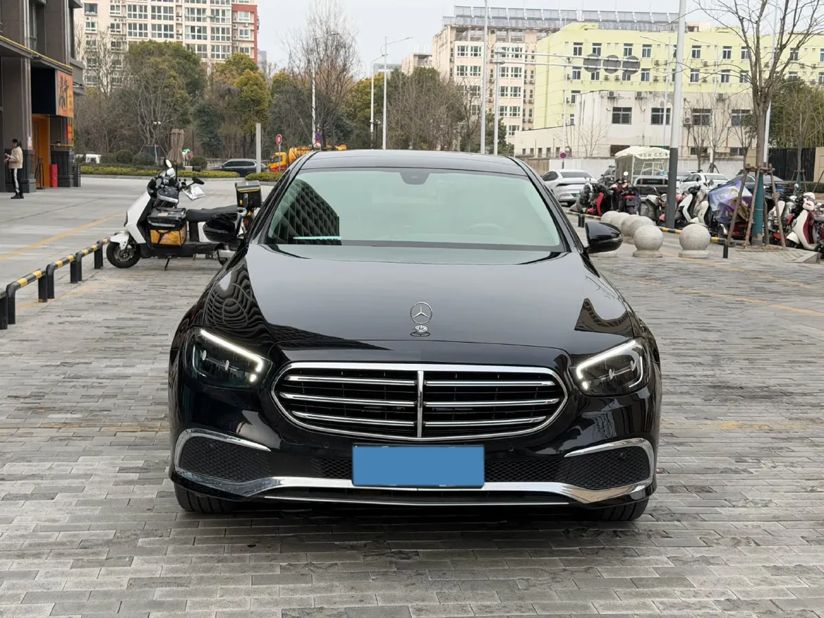 2022 Mercedes-Benz E Class 2.0T 197HP L4 9AT,autocango,china used car exporter,china ev exporter,chinese used car exporter,chinese used ev exporter