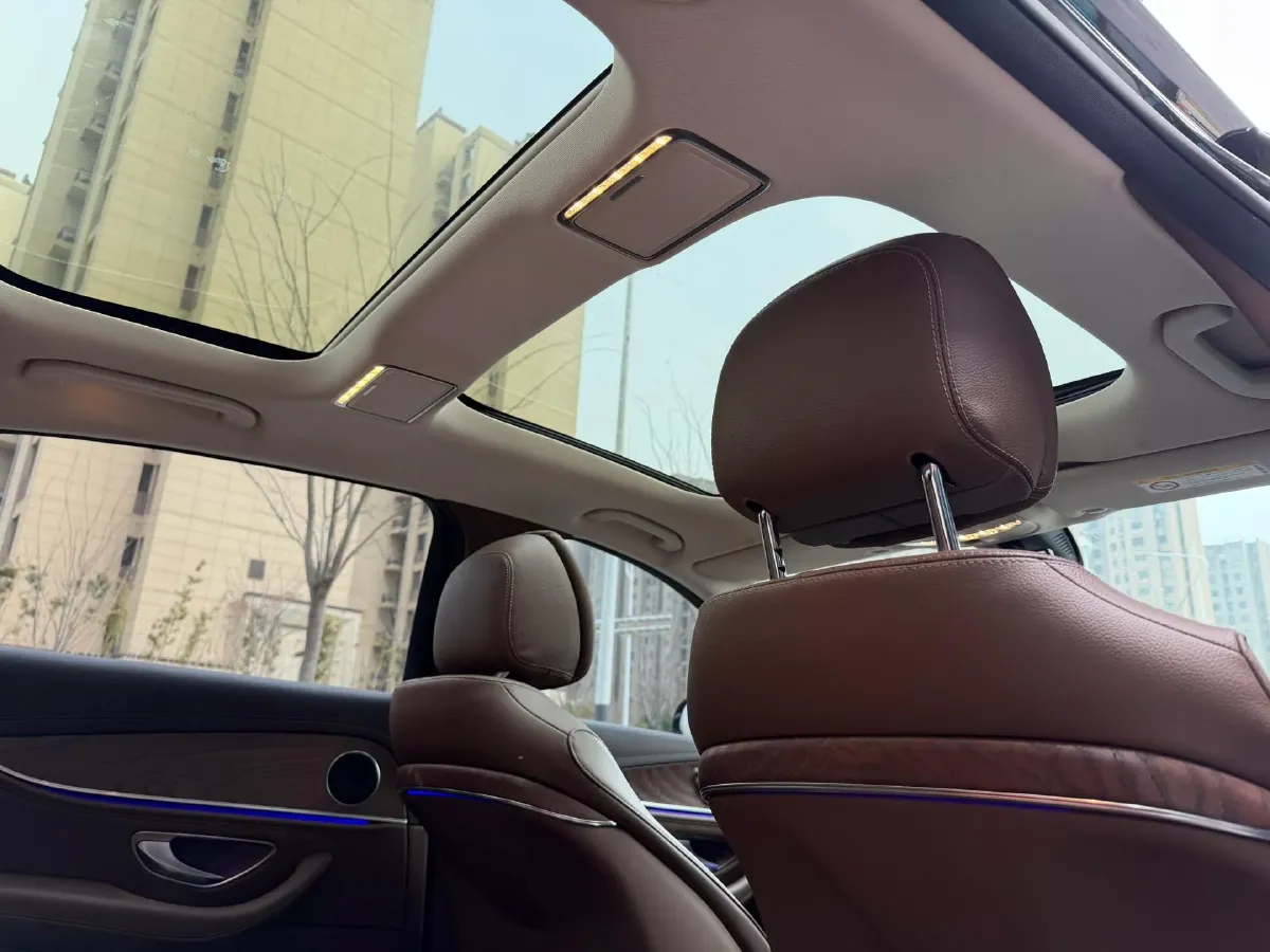 2022 Mercedes-Benz E Class 2.0T 197HP L4 9AT,autocango,china used car exporter,china ev exporter,chinese used car exporter,chinese used ev exporter