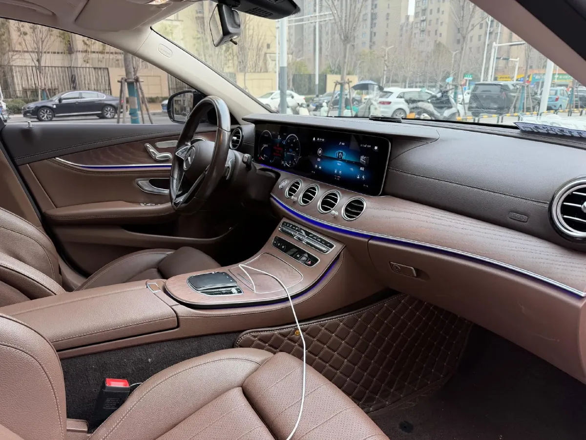 2022 Mercedes-Benz E Class 2.0T 197HP L4 9AT,autocango,china used car exporter,china ev exporter,chinese used car exporter,chinese used ev exporter