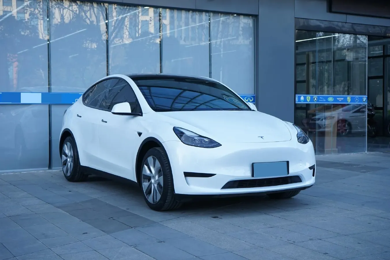 2022 Tesla Model Y BEV 60KWH,autocango,china used car exporter,china ev exporter,chinese used car exporter,chinese used ev exporter