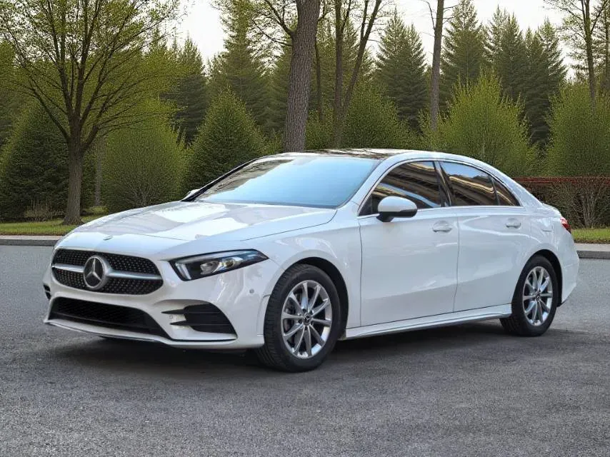 2020 Mercedes-Benz A Class 1.3T 163HP L4 7DCT,autocango,china used car exporter,china ev exporter,chinese used car exporter,chinese used ev exporter