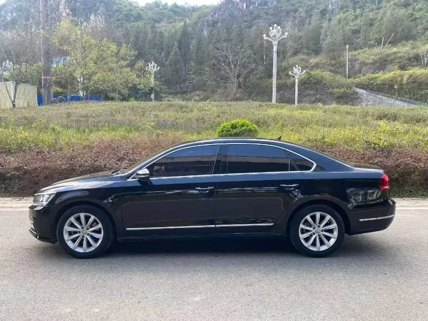 2017 Volkswagen Passat 1.8T 180HP L4 7DCT,autocango,china used car exporter,china ev exporter,chinese used car exporter,chinese used ev exporter