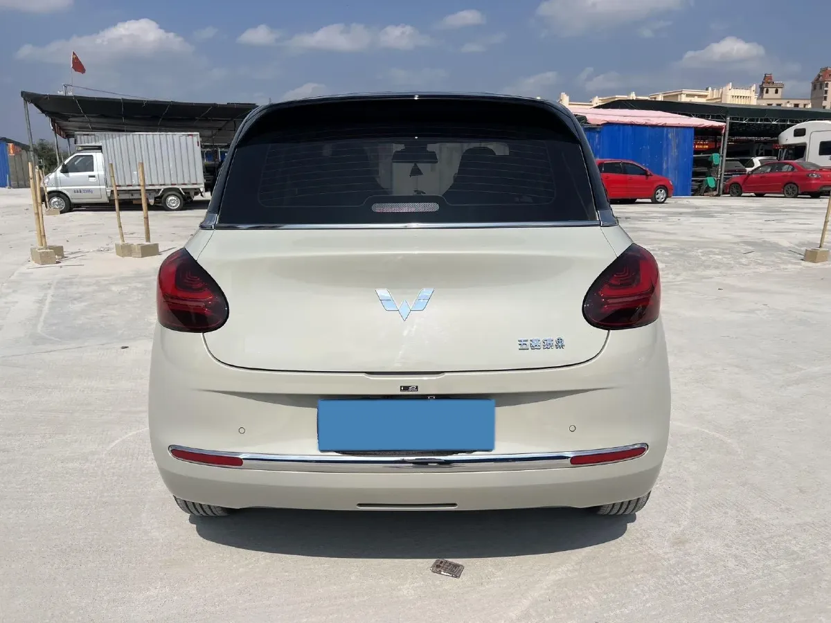 2023 WuLing BinGuo BEV 31.9KWH,autocango,china used car exporter,china ev exporter,chinese used car exporter,chinese used ev exporter