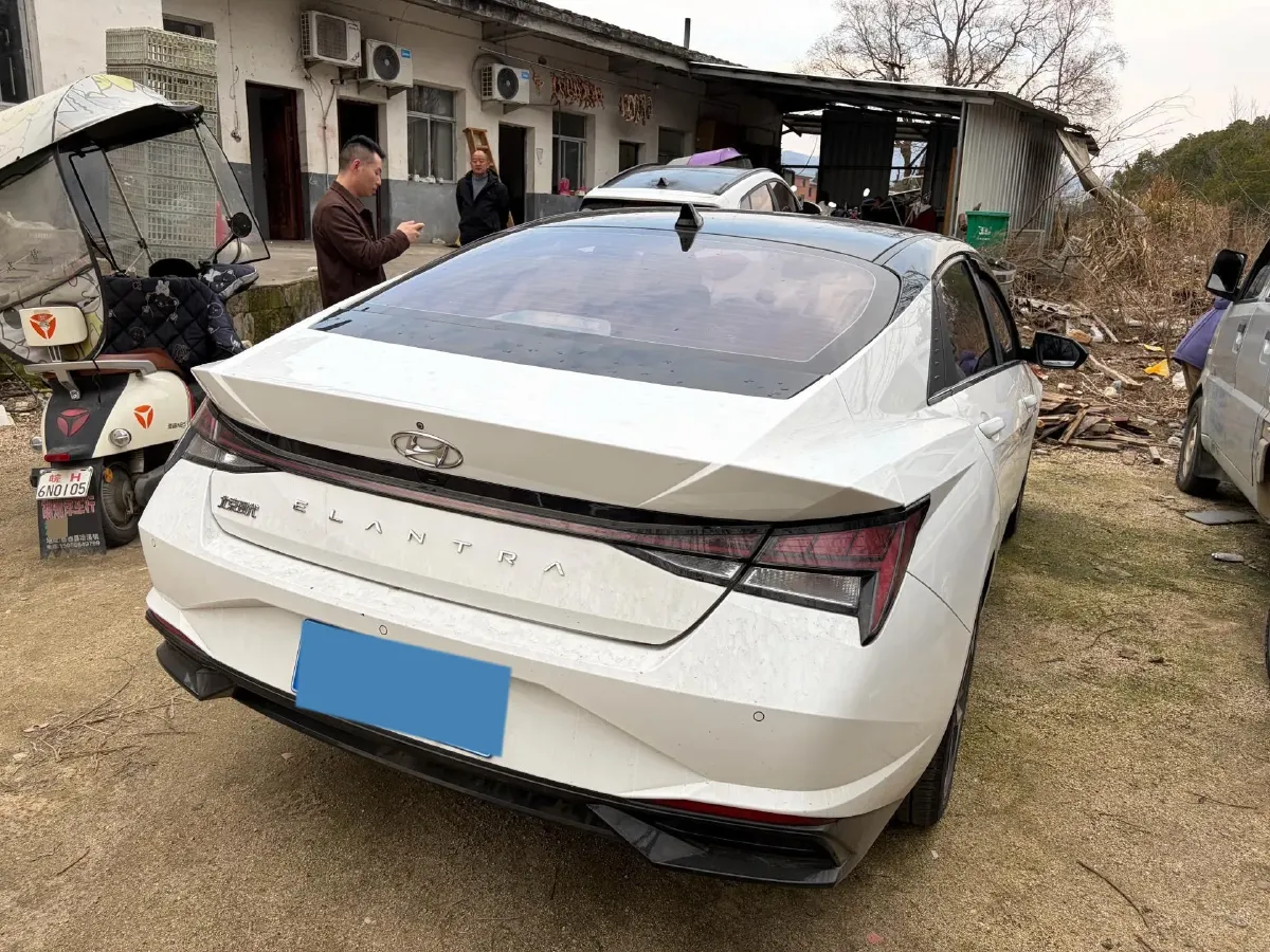 2021 Hyundai Elantra 1.5L 115HP L4 CVT,autocango,china used car exporter,china ev exporter,chinese used car exporter,chinese used ev exporter