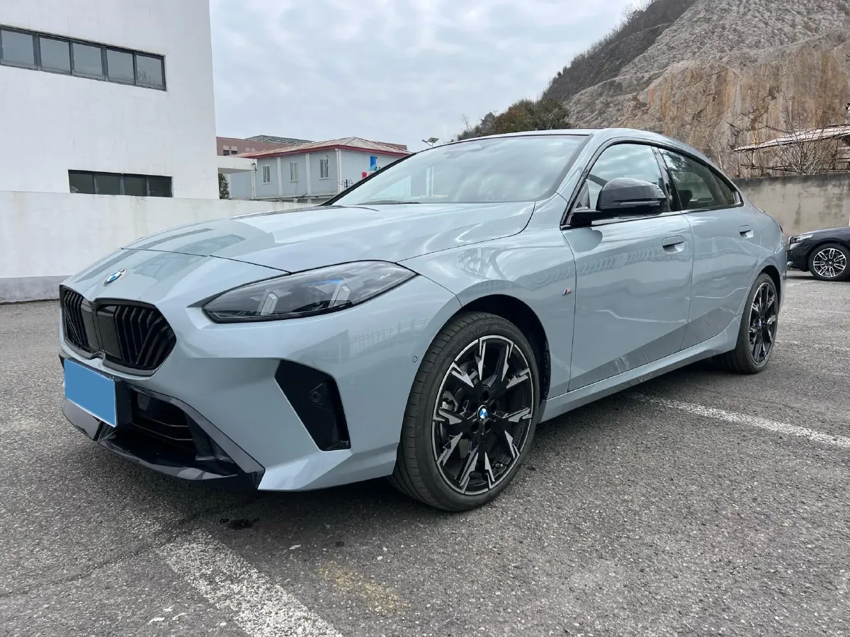 2025 JAC Refine RefineRF8 2.0T 253HP L4 8AT,autocango,china used car exporter,china ev exporter,chinese used car exporter,chinese used ev exporter