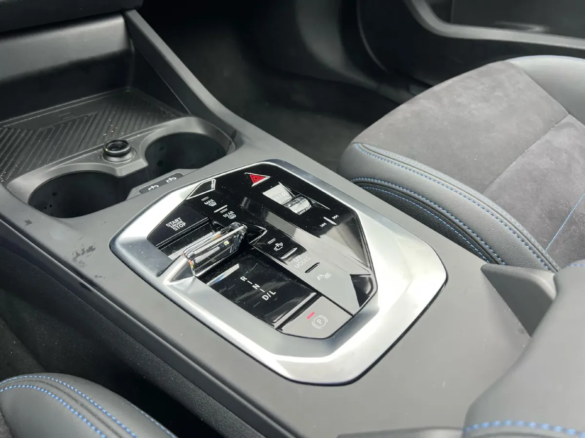 2025 JAC Refine RefineRF8 2.0T 253HP L4 8AT,autocango,china used car exporter,china ev exporter,chinese used car exporter,chinese used ev exporter