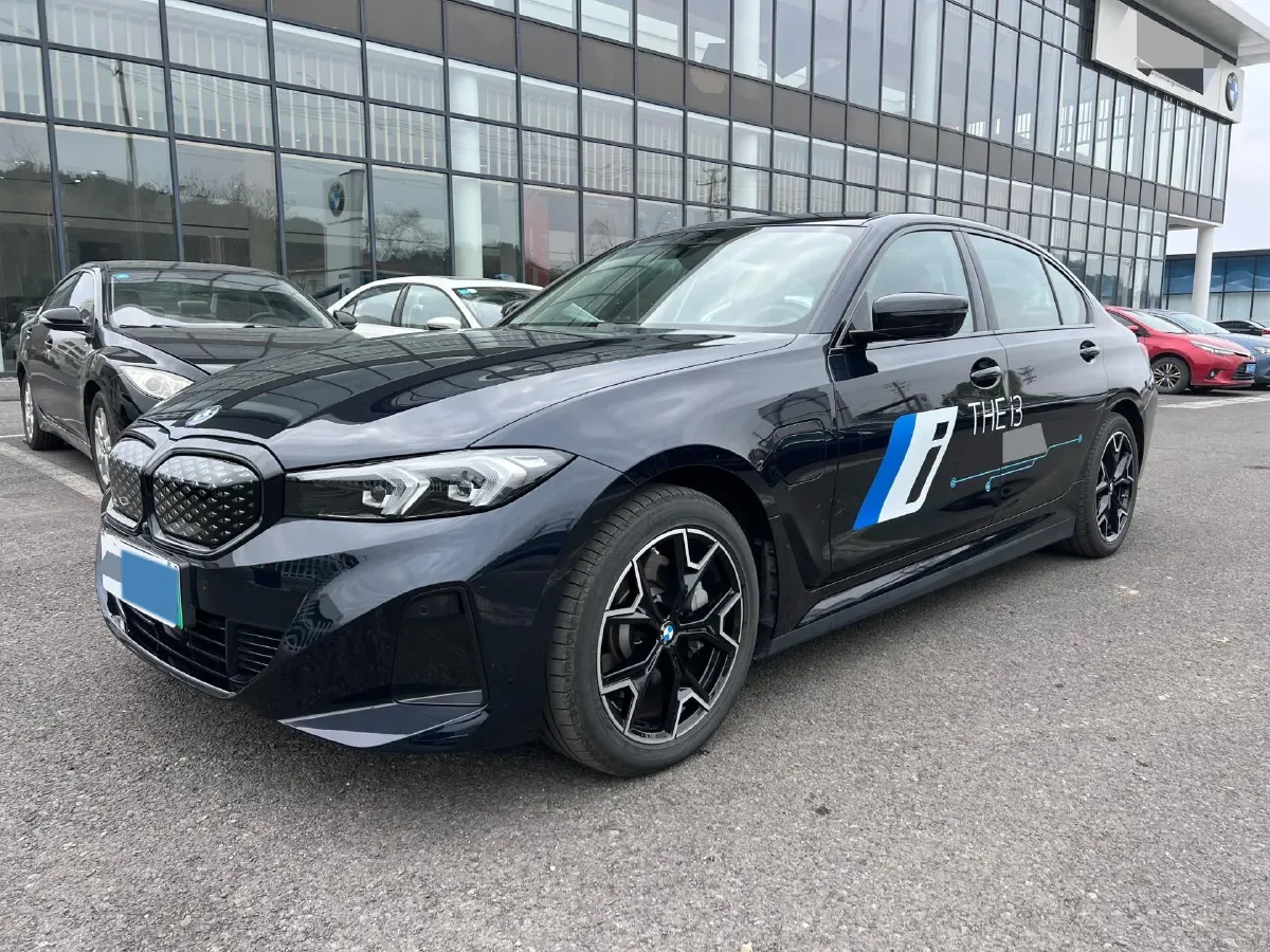 2025 BMW i3 BEV 79.05KWH,autocango,china used car exporter,china ev exporter,chinese used car exporter,chinese used ev exporter