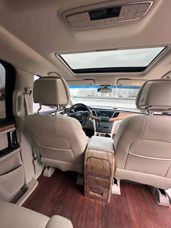 2018 Buick GL8 2.0T 260HP L4 6AT,autocango,china used car exporter,china ev exporter,chinese used car exporter,chinese used ev exporter