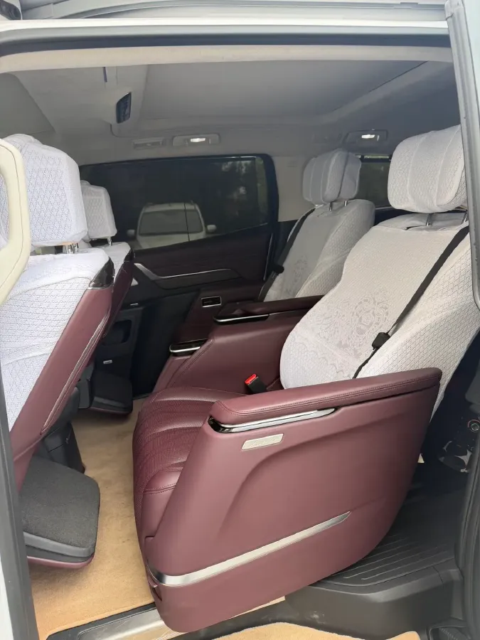 2023 Buick Century 2.0T 237HP L4 9AT,autocango,china used car exporter,china ev exporter,chinese used car exporter,chinese used ev exporter