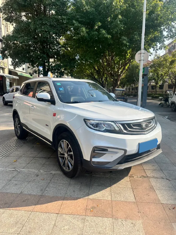 2020 Roewe i6 1.5T 169HP L4 7DCT,autocango,china used car exporter,china ev exporter,chinese used car exporter,chinese used ev exporter