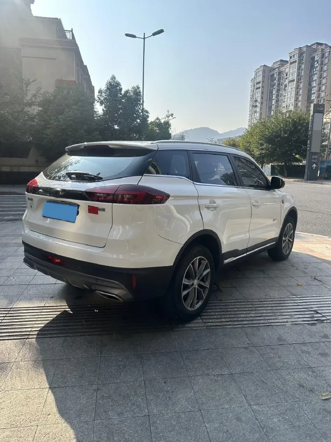 2020 Roewe i6 1.5T 169HP L4 7DCT,autocango,china used car exporter,china ev exporter,chinese used car exporter,chinese used ev exporter