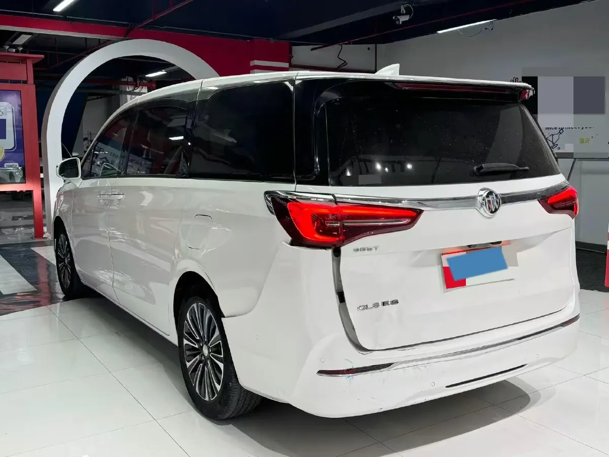 2020 Buick GL8 2.0T 237HP L4 9AT,autocango,china used car exporter,china ev exporter,chinese used car exporter,chinese used ev exporter