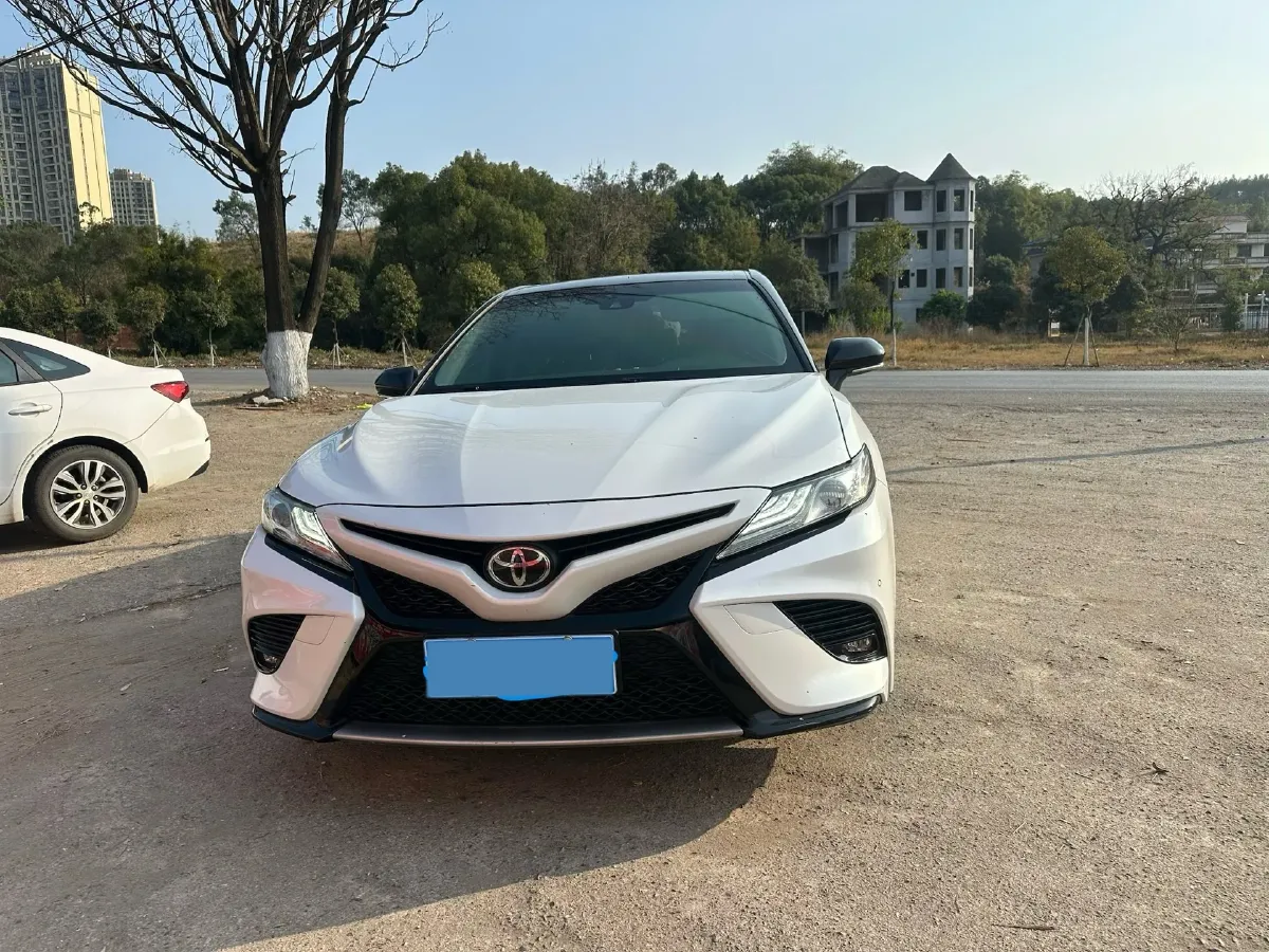 2019 Toyota Camry 2.5L 209HP L4 8AT,autocango,china used car exporter,china ev exporter,chinese used car exporter,chinese used ev exporter