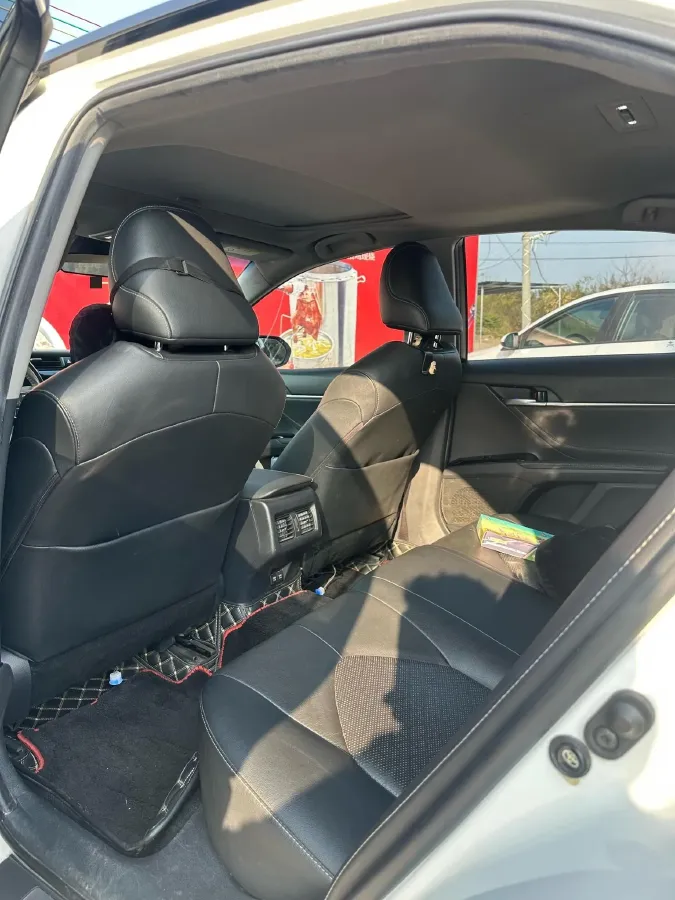 2019 Toyota Camry 2.5L 209HP L4 8AT,autocango,china used car exporter,china ev exporter,chinese used car exporter,chinese used ev exporter