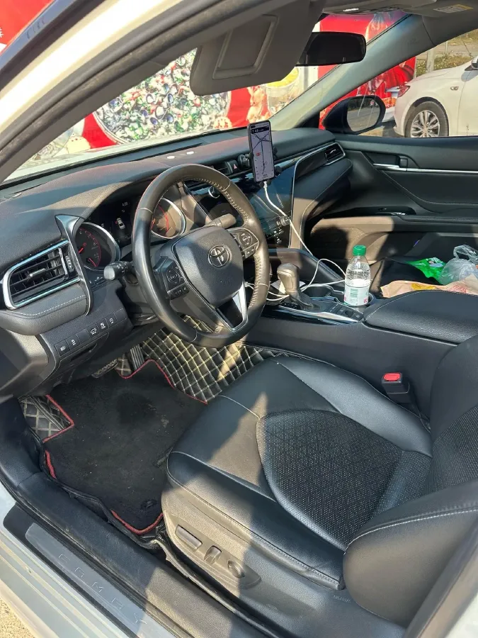 2019 Toyota Camry 2.5L 209HP L4 8AT,autocango,china used car exporter,china ev exporter,chinese used car exporter,chinese used ev exporter