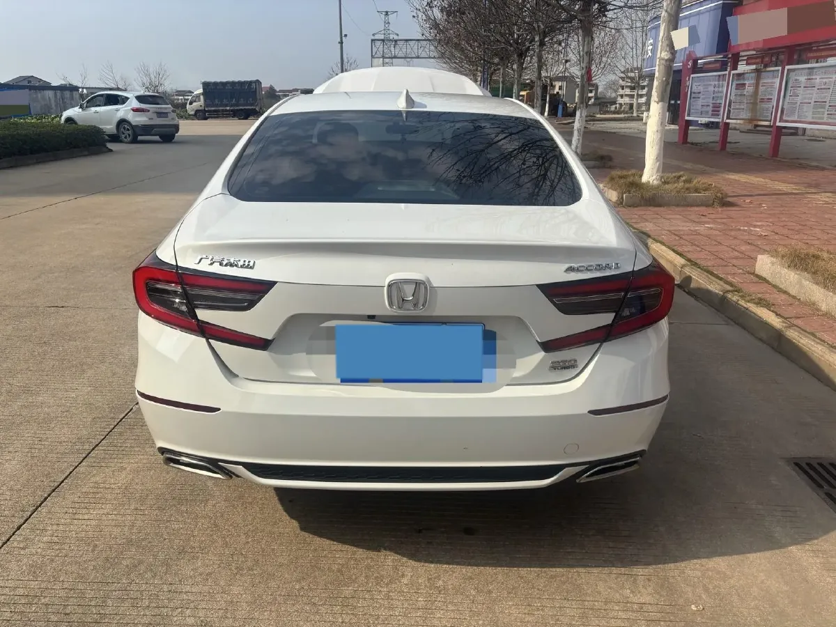 2022 Honda Accord 1.5T 194HP L4 CVT,autocango,china used car exporter,china ev exporter,chinese used car exporter,chinese used ev exporter