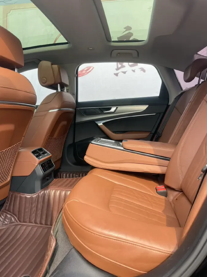 2019 Mercedes-Benz E Class 1.5T 184HP L4 9AT,autocango,china used car exporter,china ev exporter,chinese used car exporter,chinese used ev exporter