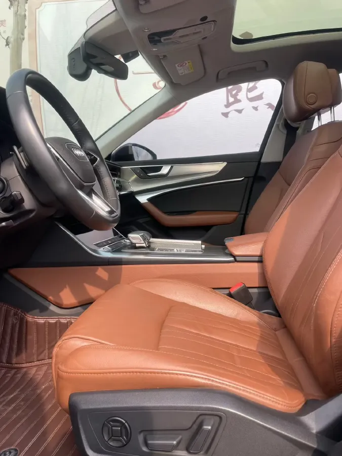 2019 Mercedes-Benz E Class 1.5T 184HP L4 9AT,autocango,china used car exporter,china ev exporter,chinese used car exporter,chinese used ev exporter