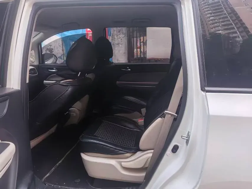 2019 GAC Trumpchi M6 1.5T 171HP L4 6MT,autocango,china used car exporter,china ev exporter,chinese used car exporter,chinese used ev exporter