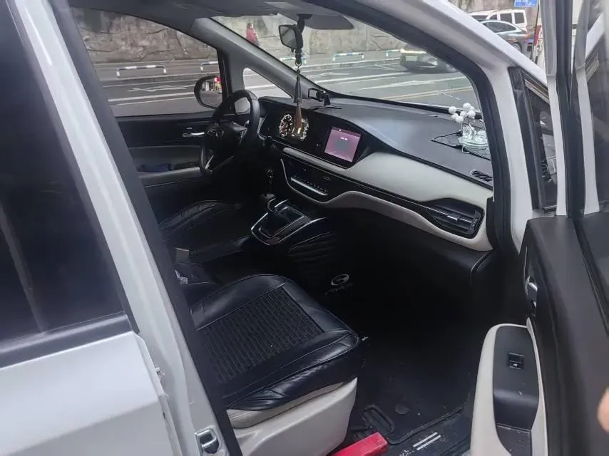 2019 GAC Trumpchi M6 1.5T 171HP L4 6MT,autocango,china used car exporter,china ev exporter,chinese used car exporter,chinese used ev exporter