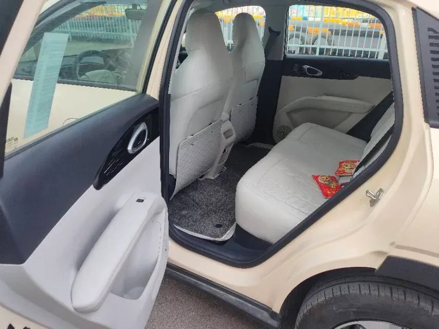 2025 ChangAn KuaYue KuaYueXing V5 EV BEV 41.87KWH,autocango,china used car exporter,china ev exporter,chinese used car exporter,chinese used ev exporter