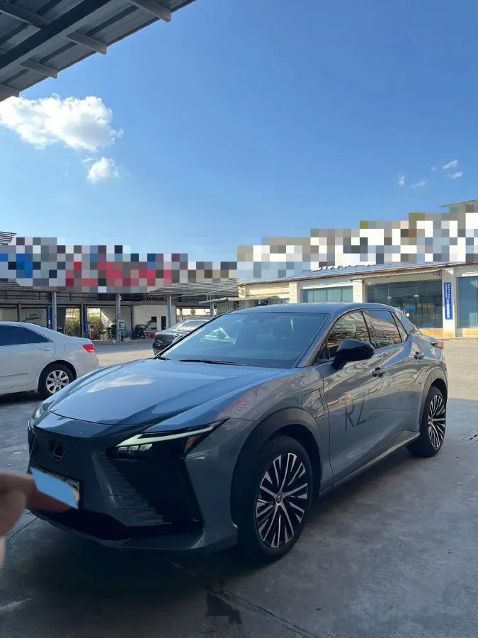 2023 Lexus RZ BEV 66KWH,autocango,china used car exporter,china ev exporter,chinese used car exporter,chinese used ev exporter