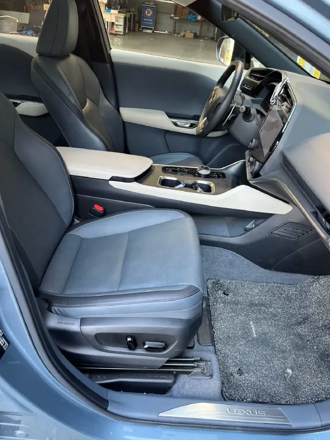 2023 Lexus RZ BEV 66KWH,autocango,china used car exporter,china ev exporter,chinese used car exporter,chinese used ev exporter