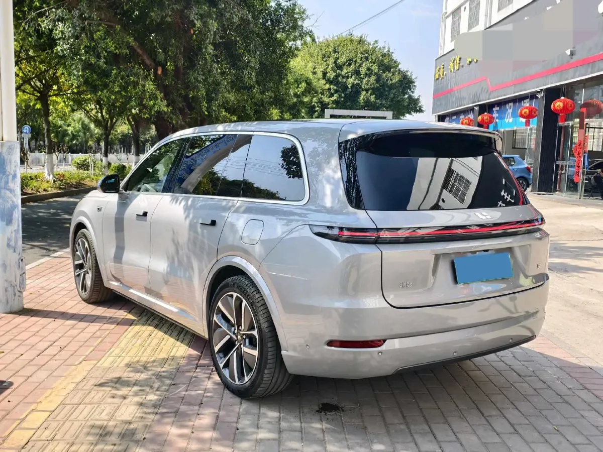 2024 Li L9 Range Extended 154HP REEV 52.3KWH,autocango,china used car exporter,china ev exporter,chinese used car exporter,chinese used ev exporter