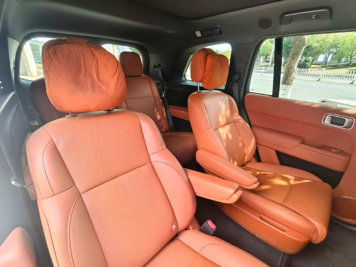 2024 Li L9 Range Extended 154HP REEV 52.3KWH,autocango,china used car exporter,china ev exporter,chinese used car exporter,chinese used ev exporter