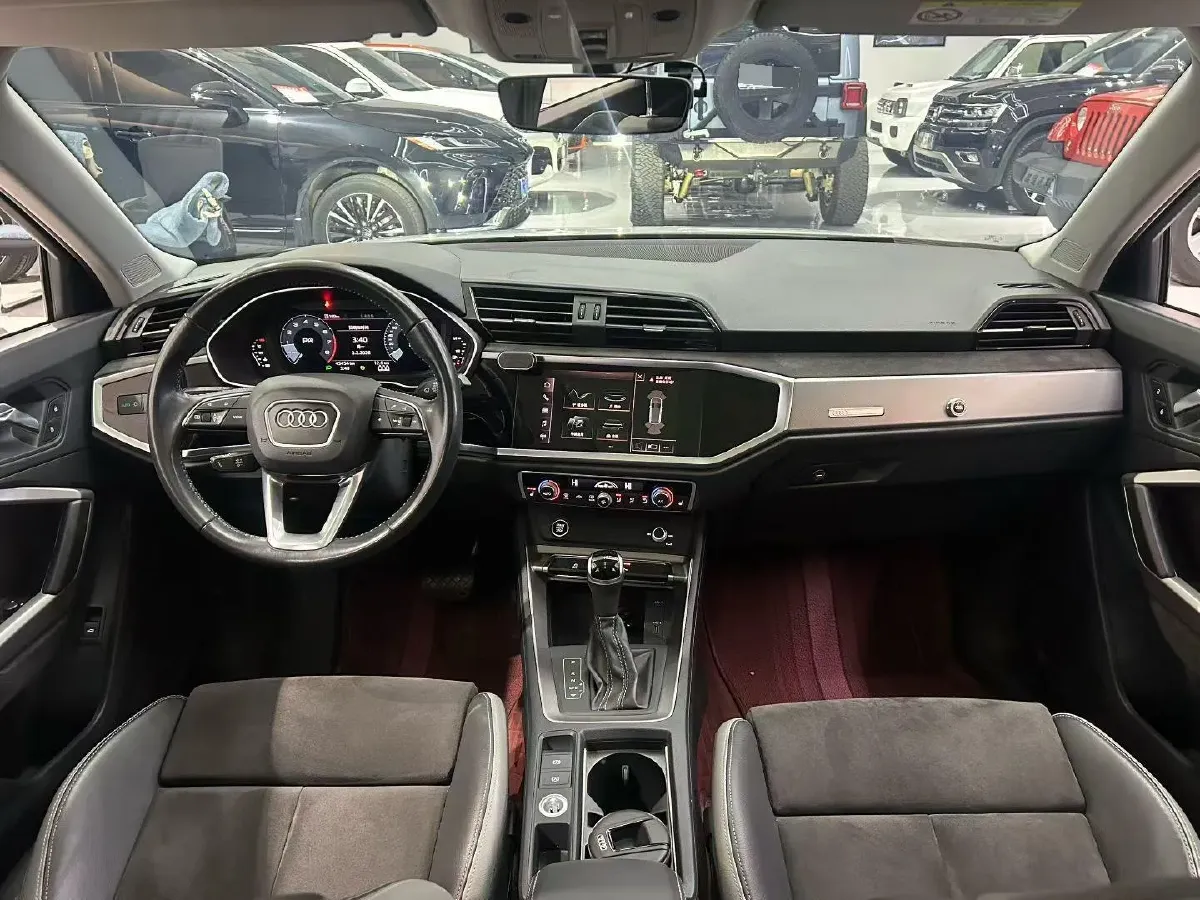 2021 Audi Q3 1.4T 150HP L4 7DCT,autocango,china used car exporter,china ev exporter,chinese used car exporter,chinese used ev exporter