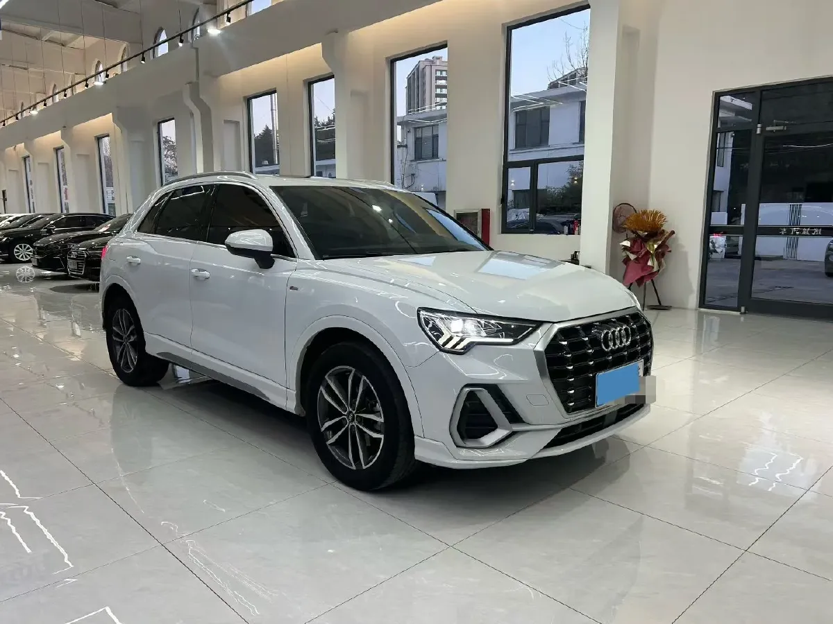 2021 Audi Q3 1.4T 150HP L4 7DCT,autocango,china used car exporter,china ev exporter,chinese used car exporter,chinese used ev exporter