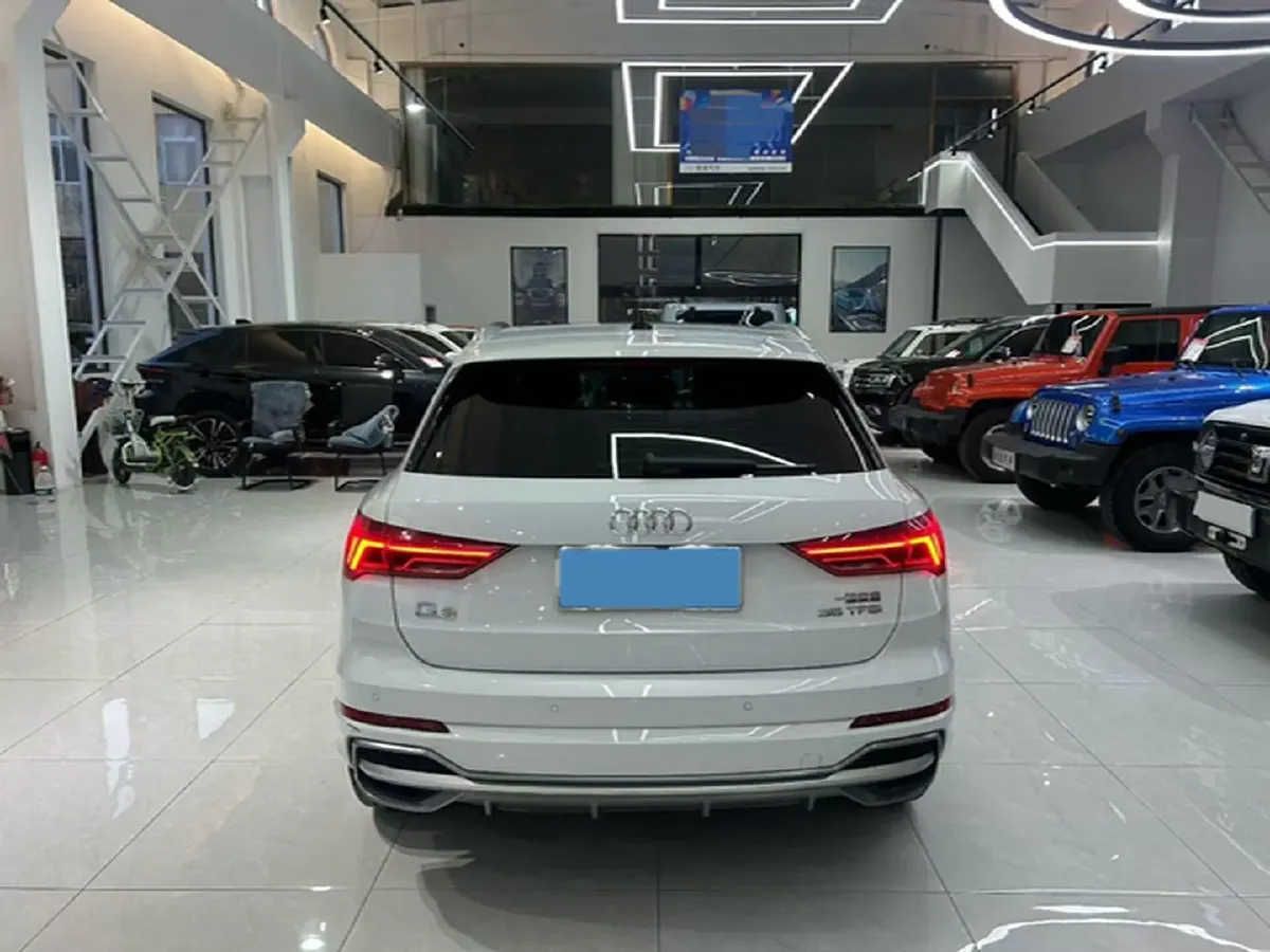 2021 Audi Q3 1.4T 150HP L4 7DCT,autocango,china used car exporter,china ev exporter,chinese used car exporter,chinese used ev exporter