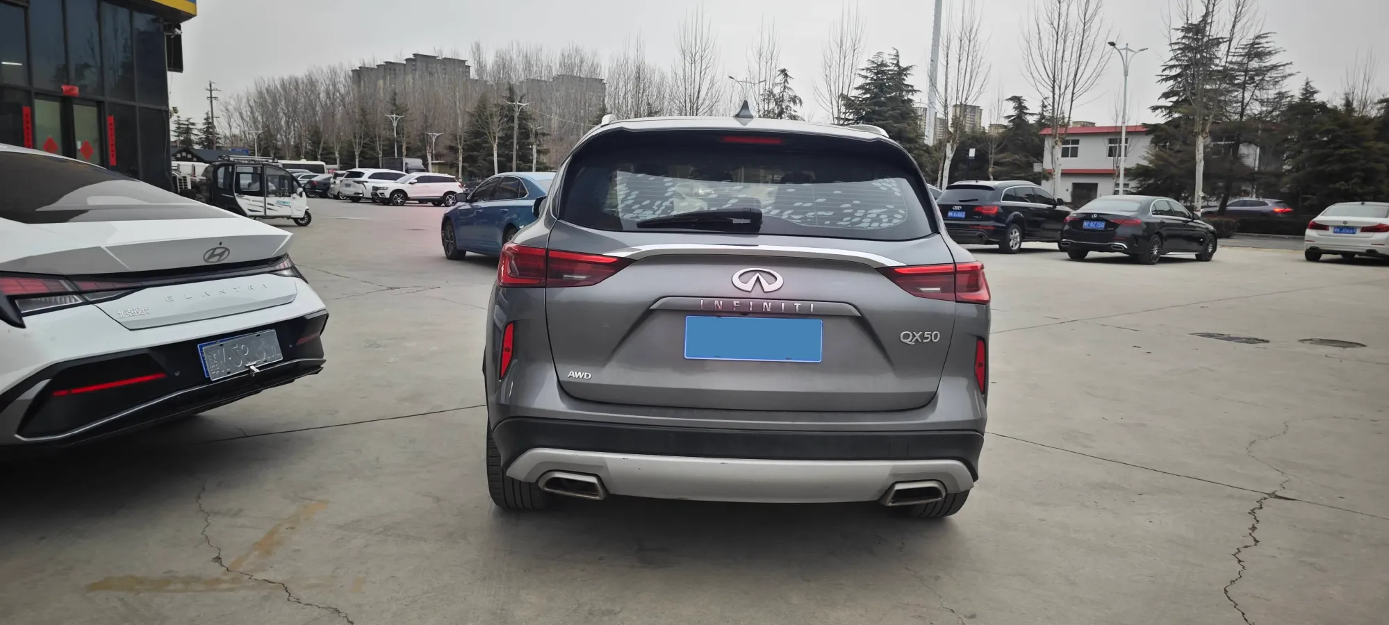 2018 Jeep Grand Commander 2.0T 265HP L4 9AT,autocango,china used car exporter,china ev exporter,chinese used car exporter,chinese used ev exporter