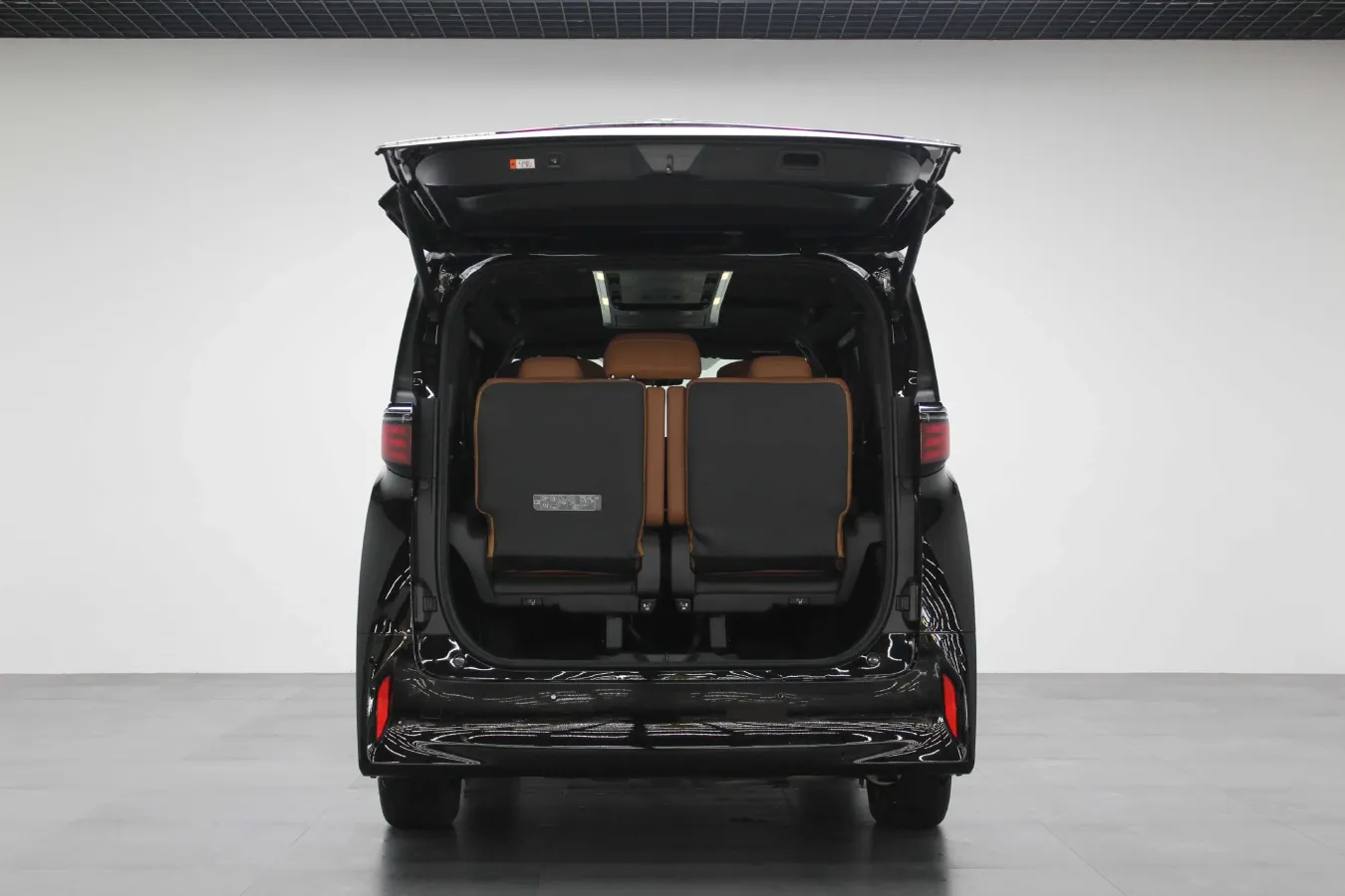 2024 Toyota Alphard 2.5L 190HP L4 E-CVT Hybrid,autocango,china used car exporter,china ev exporter,chinese used car exporter,chinese used ev exporter