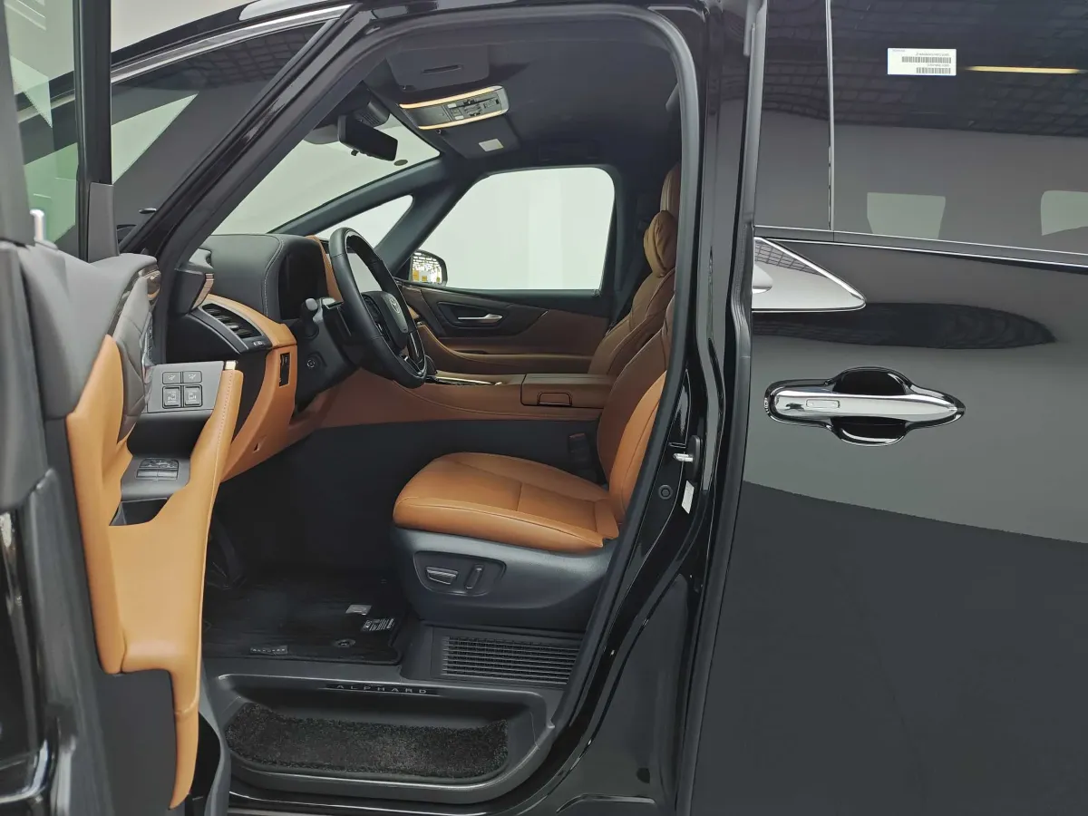 2024 Toyota Alphard 2.5L 190HP L4 E-CVT Hybrid,autocango,china used car exporter,china ev exporter,chinese used car exporter,chinese used ev exporter