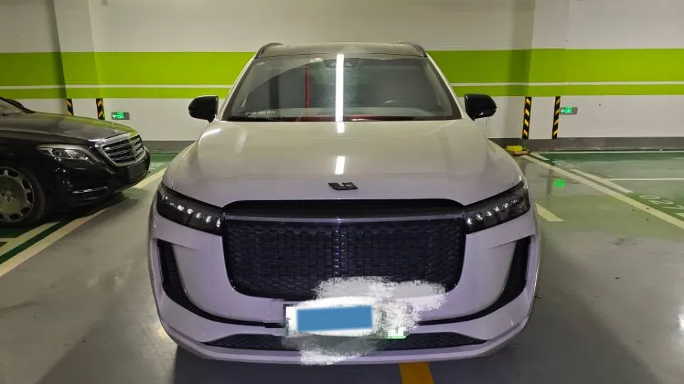 2020 Li ONE Range Extended 131HP REEV 40.5KWH,autocango,china used car exporter,china ev exporter,chinese used car exporter,chinese used ev exporter