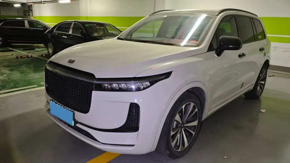 2020 Li ONE Range Extended 131HP REEV 40.5KWH,autocango,china used car exporter,china ev exporter,chinese used car exporter,chinese used ev exporter