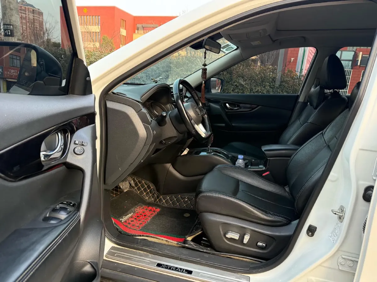 2020 Nissan X-Trail 2.0L 154HP L4 CVT,autocango,china used car exporter,china ev exporter,chinese used car exporter,chinese used ev exporter