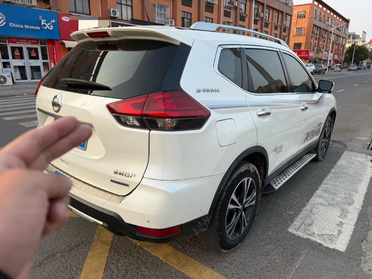 2020 Nissan X-Trail 2.0L 154HP L4 CVT,autocango,china used car exporter,china ev exporter,chinese used car exporter,chinese used ev exporter