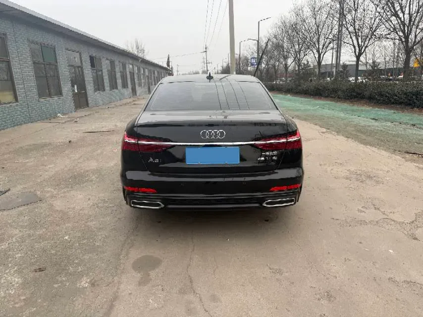 2021 Audi A6L 2.0T 224HP L4 7DCT,autocango,china used car exporter,china ev exporter,chinese used car exporter,chinese used ev exporter
