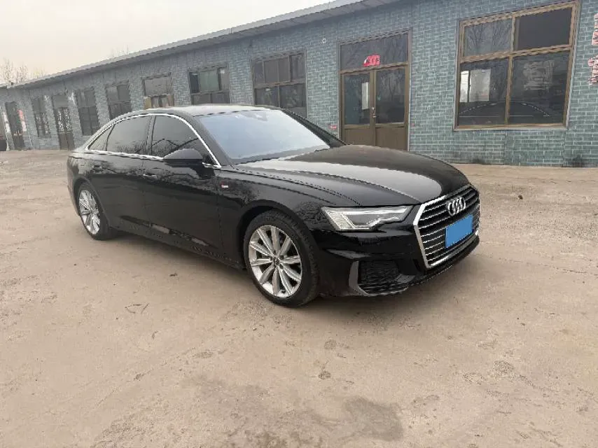 2021 Audi A6L 2.0T 224HP L4 7DCT,autocango,china used car exporter,china ev exporter,chinese used car exporter,chinese used ev exporter