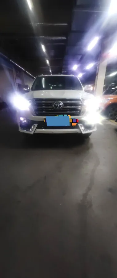 2015 Toyota Land Cruiser 4.6L 310HP V8 6AT,autocango,china used car exporter,china ev exporter,chinese used car exporter,chinese used ev exporter