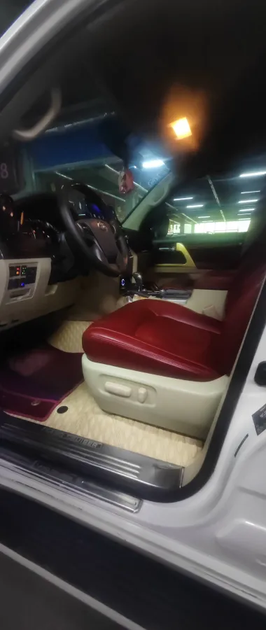 2015 Toyota Land Cruiser 4.6L 310HP V8 6AT,autocango,china used car exporter,china ev exporter,chinese used car exporter,chinese used ev exporter