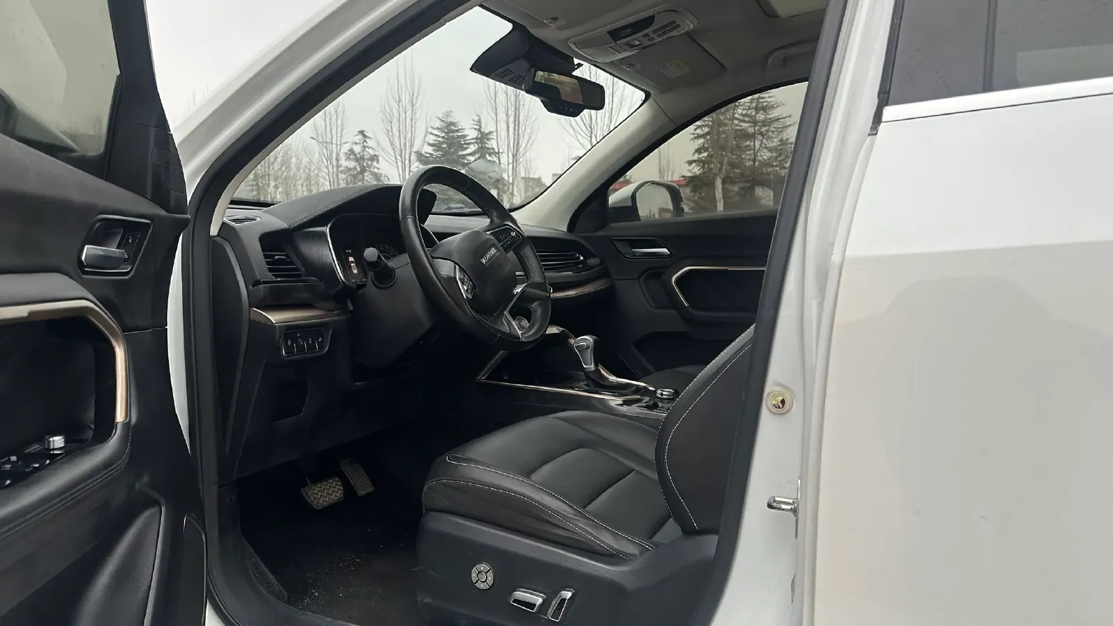 2018 Haval H6 1.5T 169HP L4 7DCT,autocango,china used car exporter,china ev exporter,chinese used car exporter,chinese used ev exporter